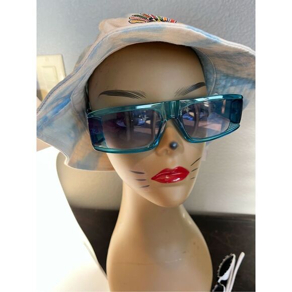 Bundle of Sunglasses Nordstrom Turquoise  and Black Whit Animal Print
All new - Picture 9 of 14